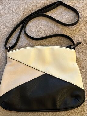 Alia Black, Tan and White Crossbody Bag